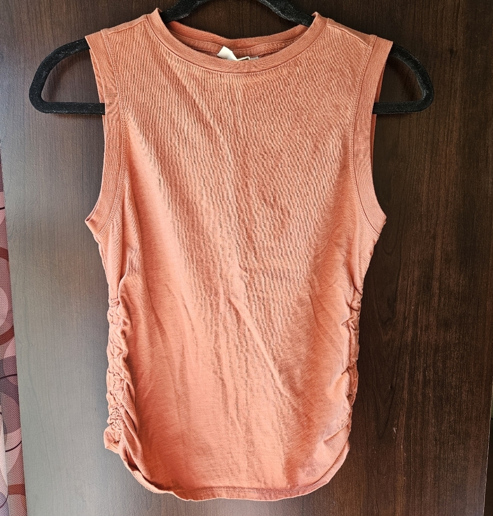 Universal Thread Sleeveless Terracotta Muscle Tee